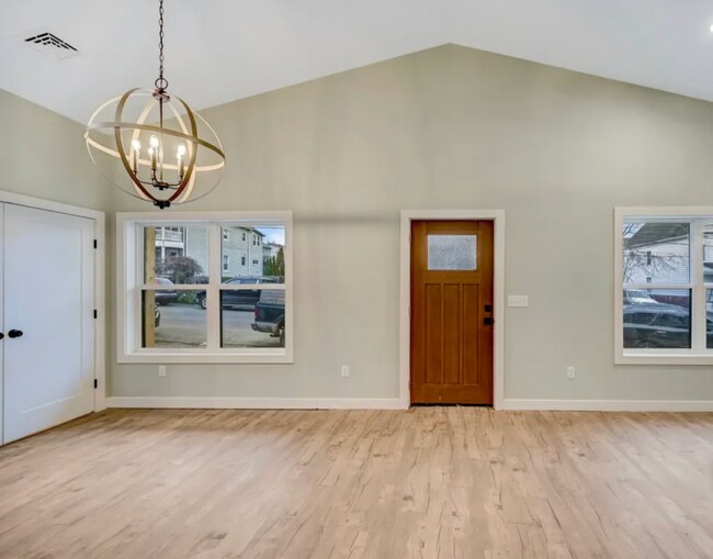 Photo - 627 Prescott Ave