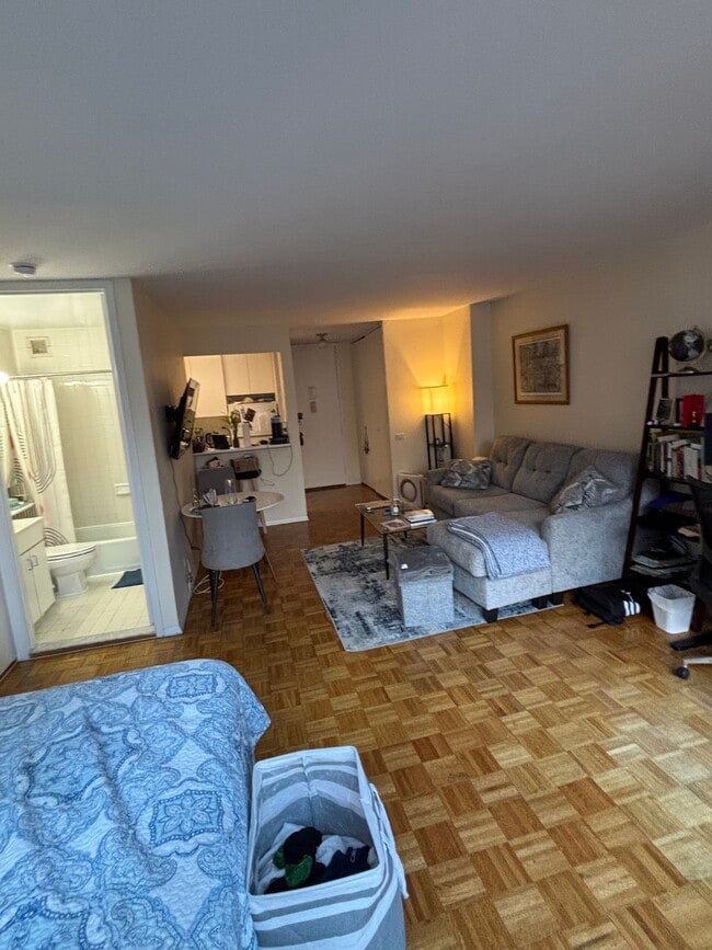 Photo - 215 W 95th St Unit 5N