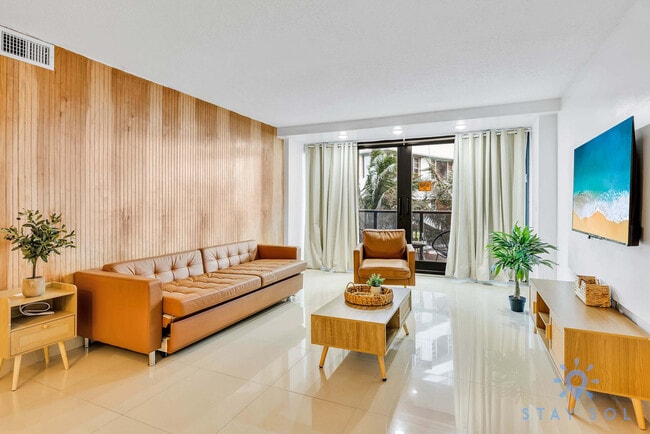 Photo - 5225 Collins Ave Unidad ID1227475P