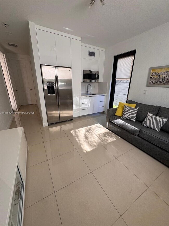 Photo - 8850 NW 98th Ct