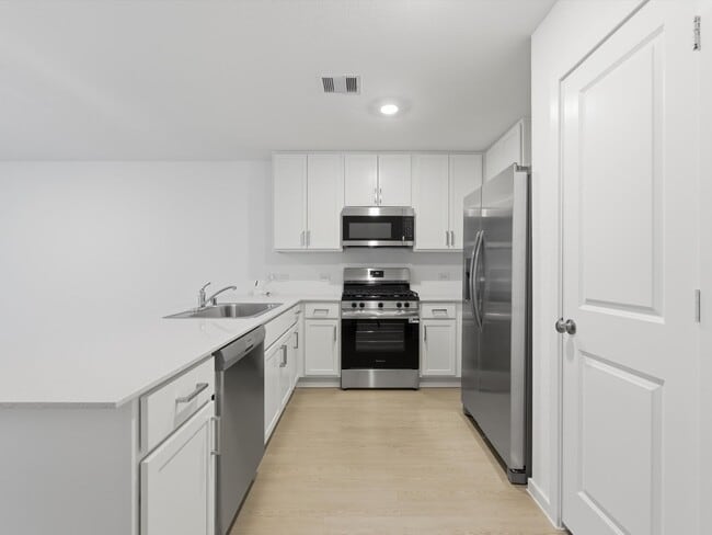 Photo - 25409 Carnation Ct