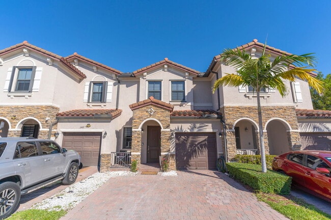 Building Photo - 11413 SW 252nd Ter