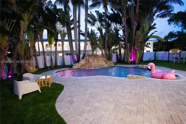 Building Photo - 1435 Grant St