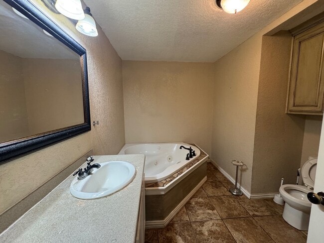 Photo - 1713 Bingham Ave