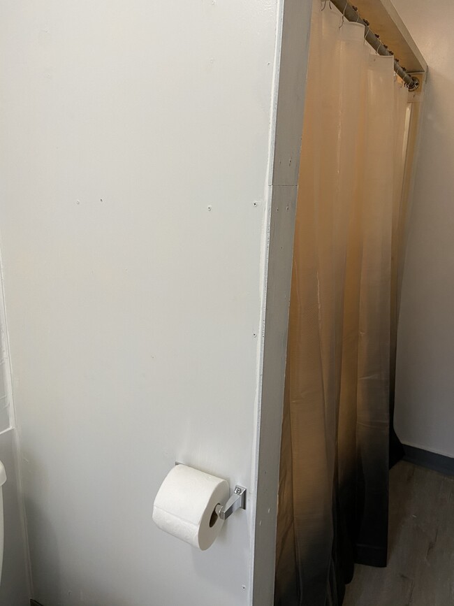 Photo - 742 Pony Farm Road