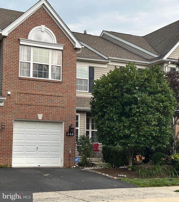 Photo - 140 Jordan Ct Townhome