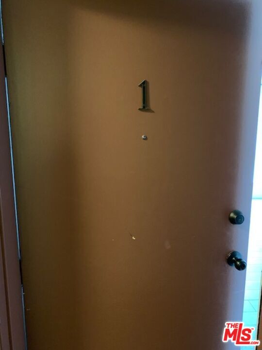 Photo - 922 N Hudson Ave Unit 1