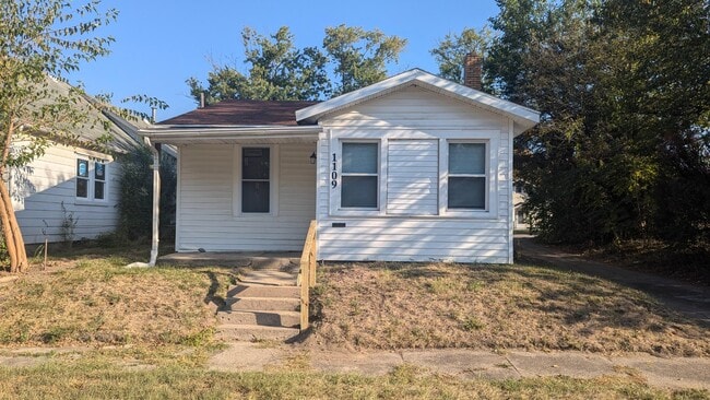 Photo - 1109 Cedar St