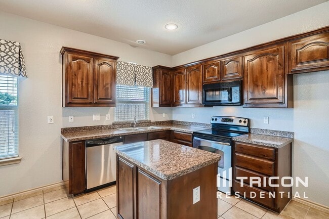 Photo - 8508 Axis Deer Run