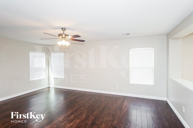 Photo - 4904 Naff Ridge Dr