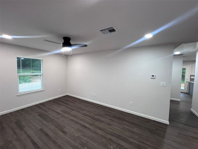 Building Photo - 15538 Towerwood Dr Rental