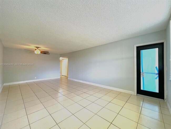 Photo - 3900 N Hills Dr Unit 108