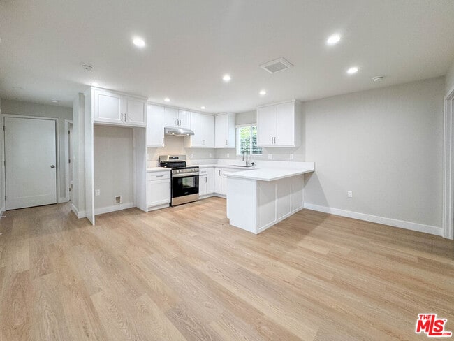 Building Photo - 316 Ximeno Ave Rental