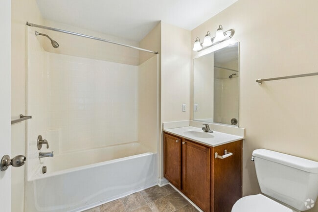 The Elm - 1 BR, 1 BA - 720SF - Bathroom