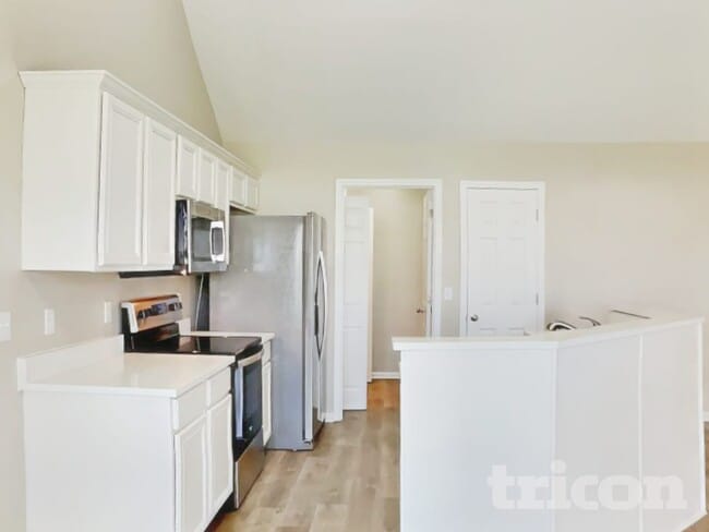 Photo - 1889 Olive Cir