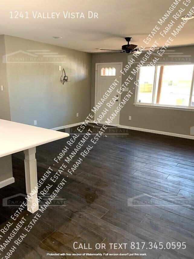 Photo - 1241 Valley Vista Dr