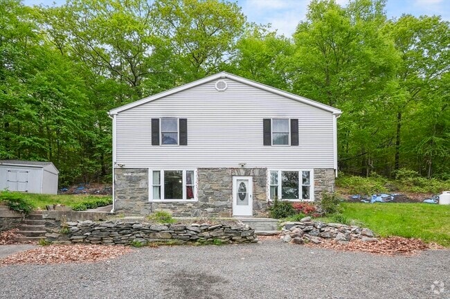 Building Photo - 9 Gover Rd Rental