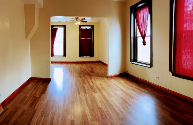 Photo - 3662 S Paulina St Unit 2