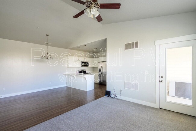 Photo - 4336 W 1850 N Unidad 1