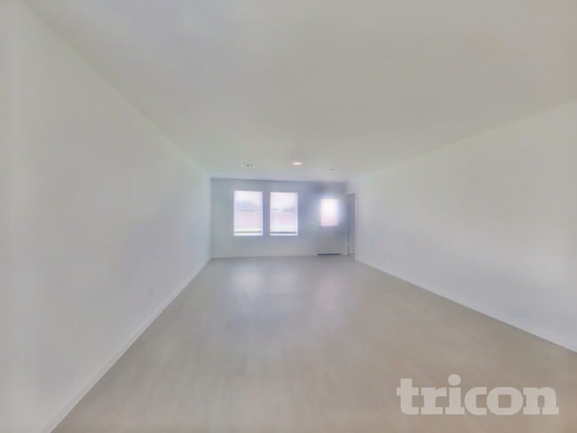 Photo - 3013 Dawn Sound Dr