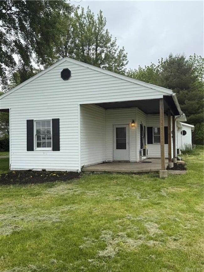 Photo - Family Home for Rent in Jamestown