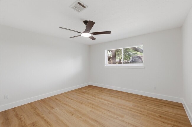 11507 Barwood Bend Dr