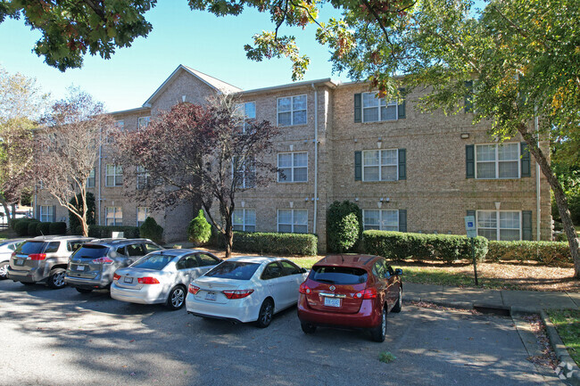 Building Photo - Century Oaks on College Rental