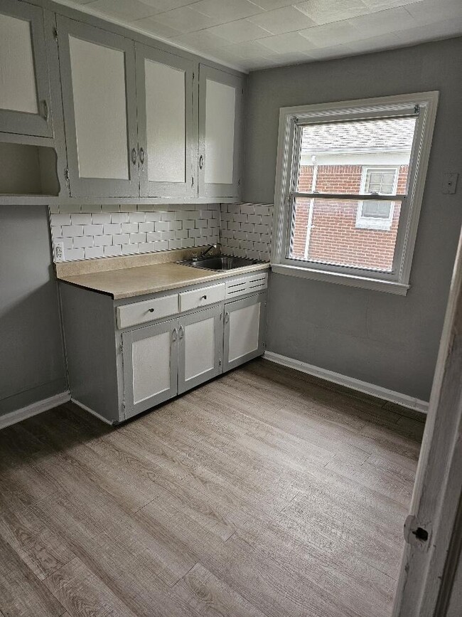 Photo - 15143 Evergreen Rd