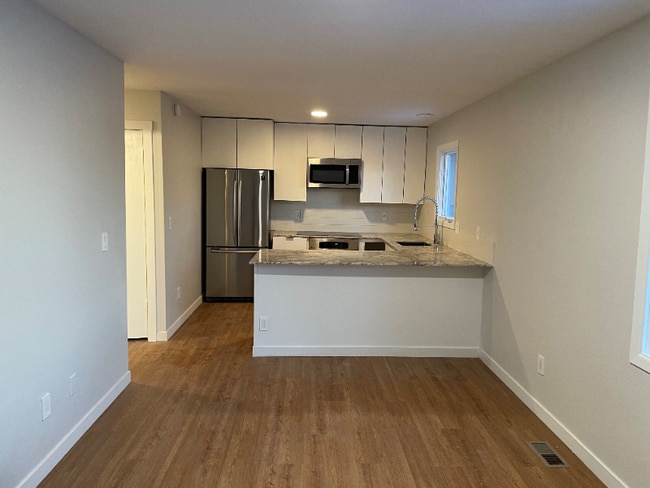 Photo - 1604 Russian Jack Dr