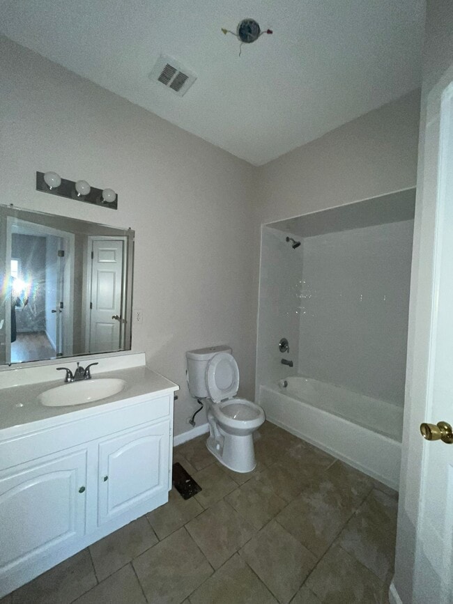 Photo - 488 Communipaw Ave Unit 1