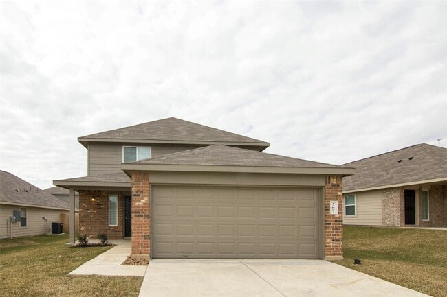 Building Photo - 13827 Winding Path Ln