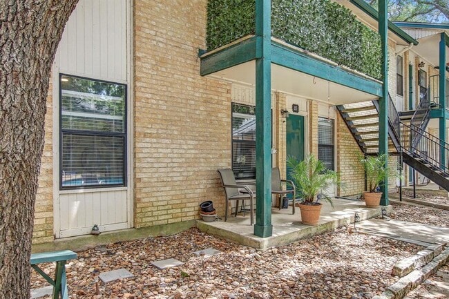 Photo - 1624 Aquarena Springs Dr Unidad B115