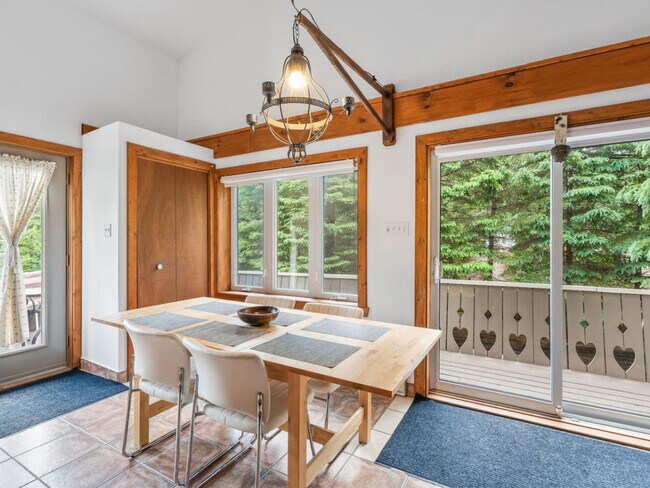 Photo - 2196 Mnt Prédéal Trudeau Unit ID1061566P