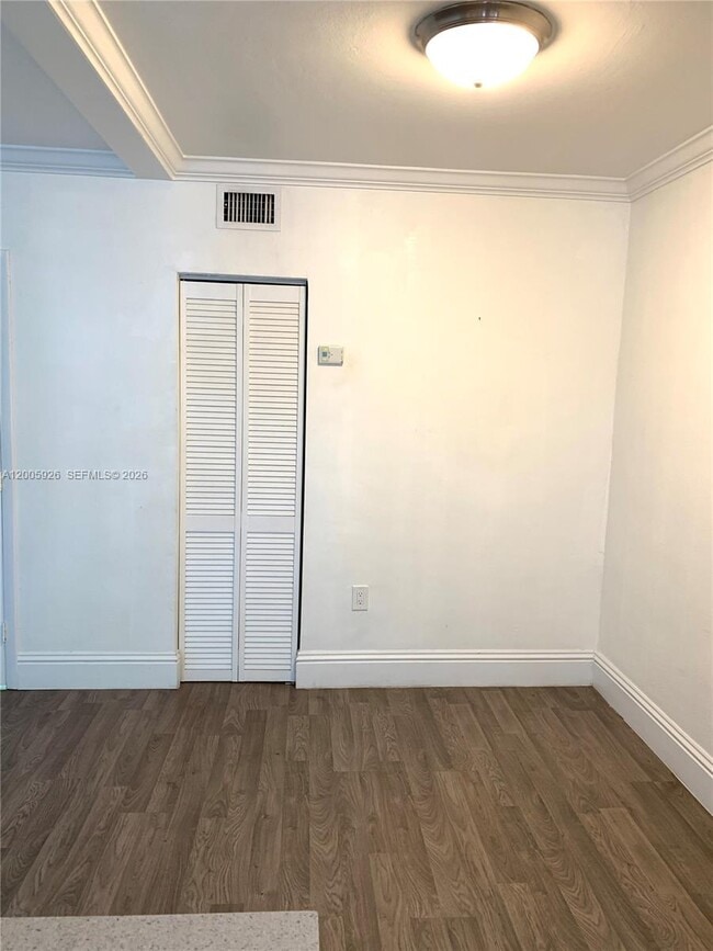 Photo - 1515 West Ave Unit 5