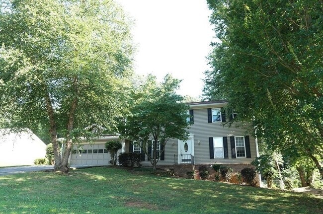 Building Photo - 1397 Brookcliff Dr Rental