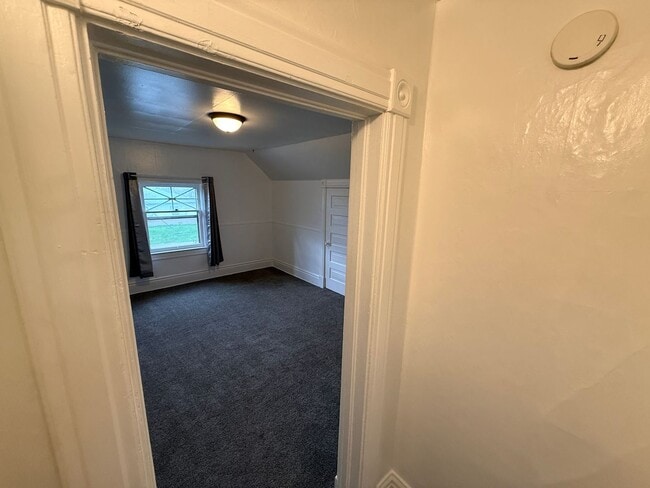 Building Photo - 1725 N Howard St Unit #2