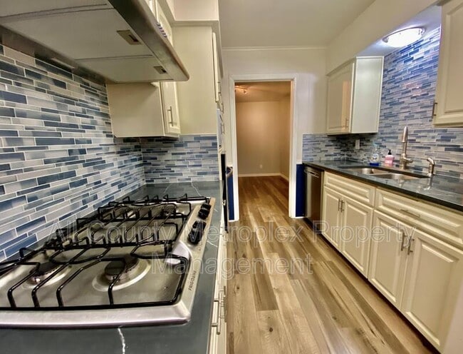 Photo - 3773 High Vista Dr