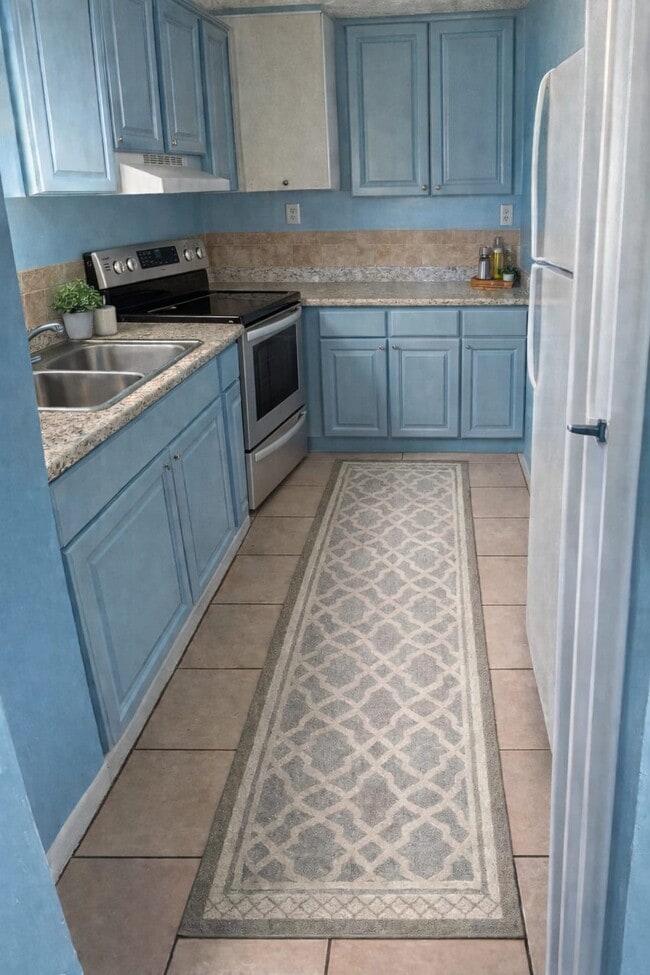 Photo - 1013 S Persimmon Ave