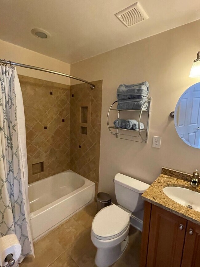 Photo - Charming 2 Bedroom/3.5 Bathroom Townhome i...