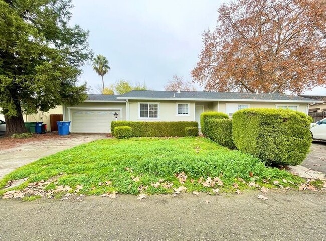 Photo - This beautifully maintained 3-bedroom, 2-bathroom Windsor home