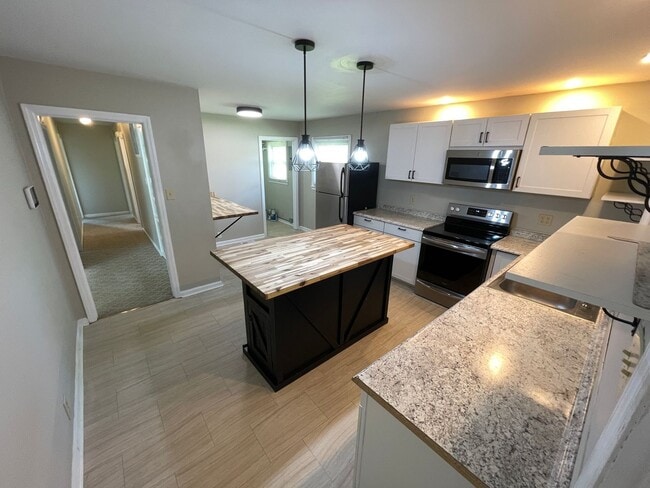 Photo - 1608 Bonnie Brae Dr