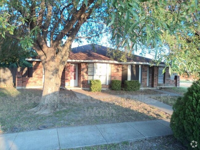 Building Photo - 2713 Stanford St Rental