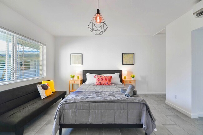 Photo - 515 NE 82nd St Unit FL1-ID1022257P