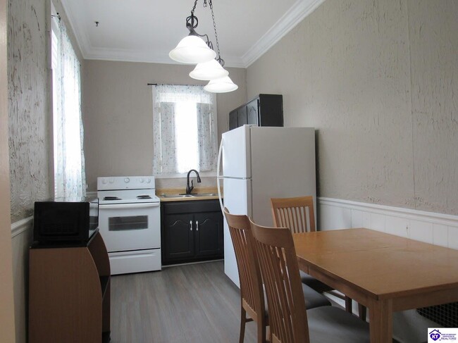Photo - 208 N Mulberry St Unit Apt #4