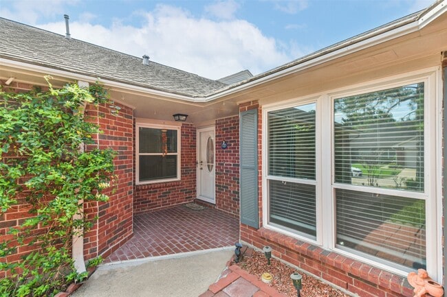 Photo - 3327 S Country Meadows Ln