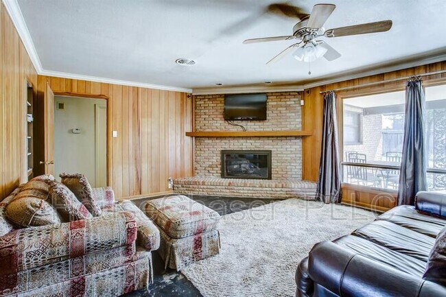 Photo - 5211 17th St