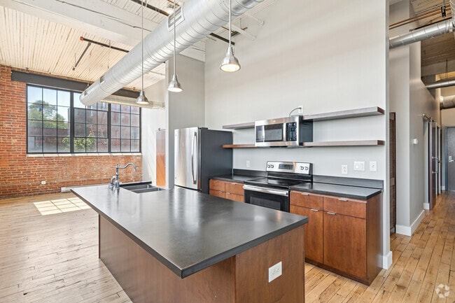 2BR, 1BA - 1,050SF - Kitchen - Cooperage 214