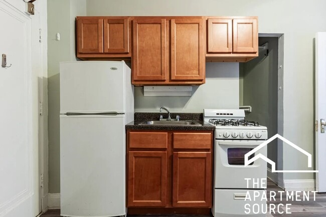 Photo - 3831 N Fremont St Unidad 411