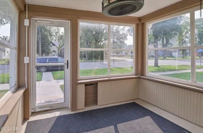 Photo - Adorable Single Family Home - 3 bedroom/1 ...