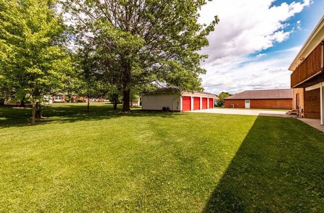 Photo - 8358-8364 Washington Village Dr Unidad 8364